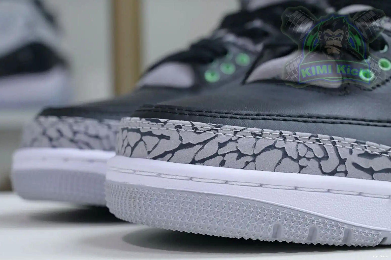 Air Jordan 3 Green Glow Kimikick 0405